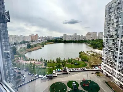 квартира по адресу Ревуцкого ул., 40-В