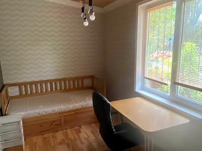 квартира за адресою Марка Безручка вул., 21/2