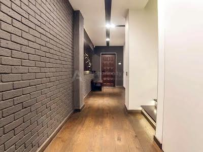 квартира по адресу Академика Глушкова просп., 9в