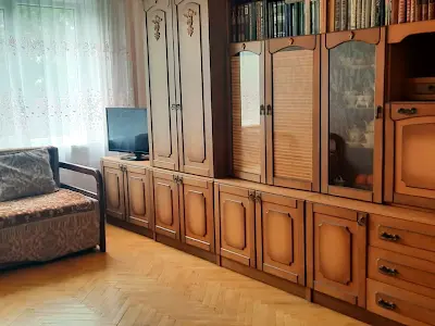 квартира за адресою Прирічна вул., 27