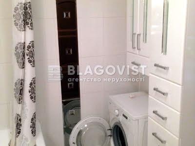квартира за адресою Золотоустівська вул., 50