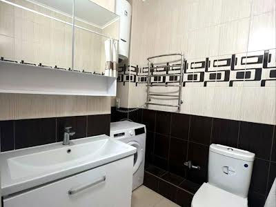 квартира за адресою Олени Пчілки вул., 8
