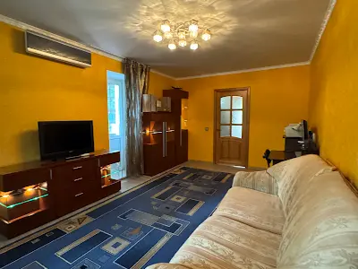 квартира за адресою Верховної Ради бульв., 19