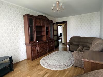 квартира за адресою Свободи просп., 30А