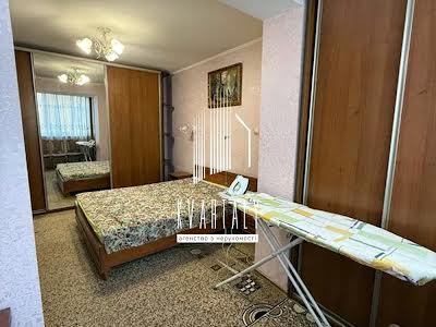 квартира по адресу Миколы Бажана просп., 9