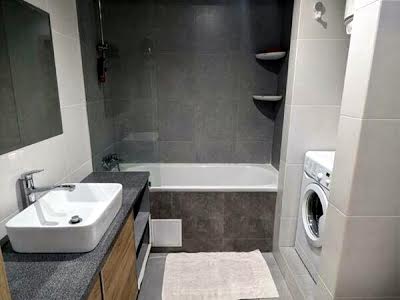 квартира за адресою Анатолія Петрицького вул., 13