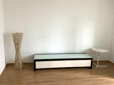 квартира за адресою Урловськая, 11А