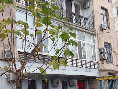 квартира по адресу Французский бульв., 11