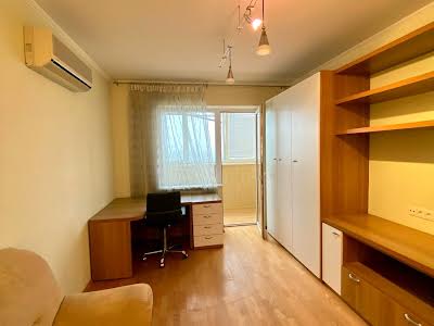 квартира за адресою Ореста Васкула вул., 2