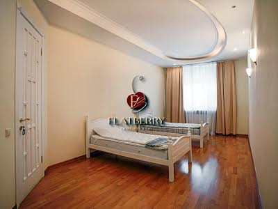 квартира по адресу Паторжинского ул., 14