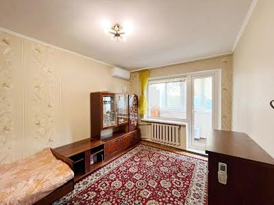 квартира за адресою Космонавта Поповича вул. (Космонавта Волкова), 14