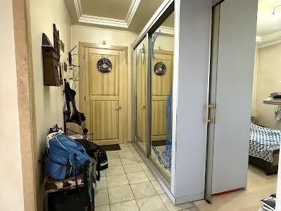 квартира за адресою Білоруська вул., 30