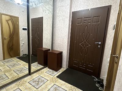 квартира за адресою Наталії Ужвій вул., 12