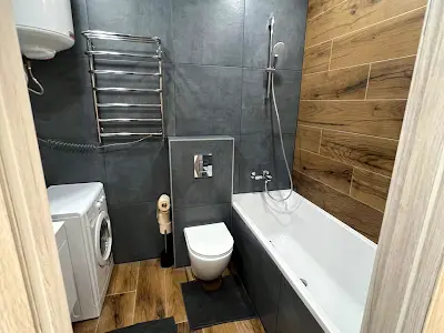 квартира за адресою Салютна вул., 2к5