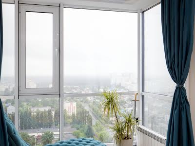 квартира за адресою Олега Мудрака вул. (Генерала Наумова), 1-Б