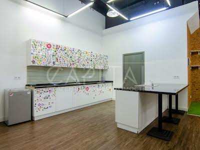 комерційна за адресою Київ, Охтирський пров., 7