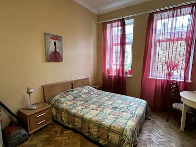 квартира по адресу Політехнічна, 1