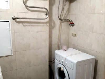 квартира за адресою Драгоманова вул., 40-Е