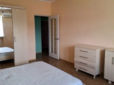 квартира за адресою Верховної Ради бульв., 14-Б