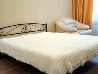 квартира за адресою Київ, Петра Панча вул., 11-Б