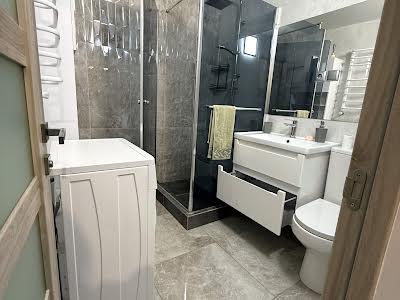 квартира по адресу Драгоманова ул., 10