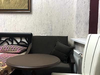 квартира за адресою Потебні вул., 2
