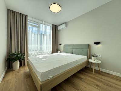 квартира по адресу Киев, Тадея Рыльского бульв., 3