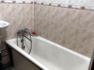 квартира за адресою Остапа Вишні вул., 7