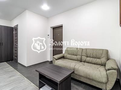 коммерческая по адресу Любомира Гузара просп. (Космонавта Комарова), 11