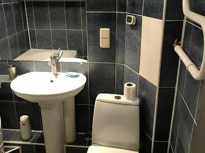 квартира за адресою Гвардійців-Широнінців вул., 21а