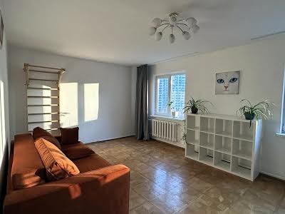 квартира по адресу Бориса Гмыри ул., 3