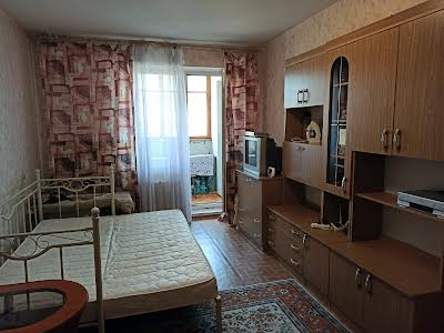 квартира по адресу Драгоманова ул., 14