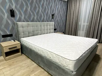 квартира за адресою Київ, Зарічна вул., 2