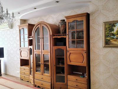 квартира за адресою Дніпровська набережна вул., 26-А