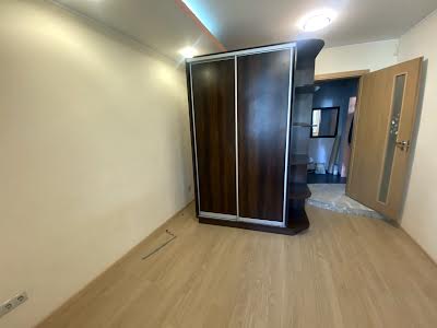 квартира по адресу Киев, Драгоманова ул., 6-А