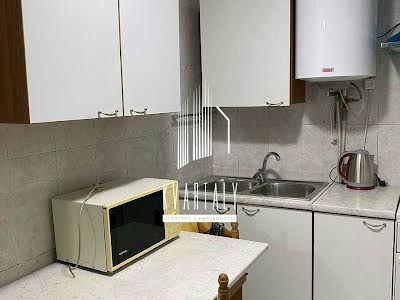 квартира по адресу Світлицького ул., 25