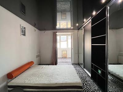 квартира по адресу Драгоманова ул., 17
