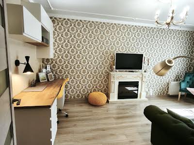 квартира за адресою Європейська вул. (Жовтнева), 34-Б