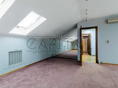 квартира по адресу Киев, Десятинная ул., 1/3