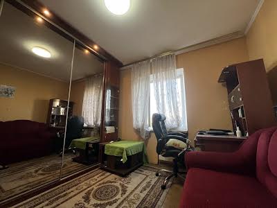 квартира за адресою Підлісна вул., 2