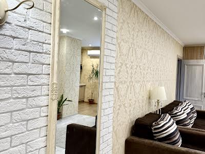квартира за адресою Композитора Мейтуса вул., 4