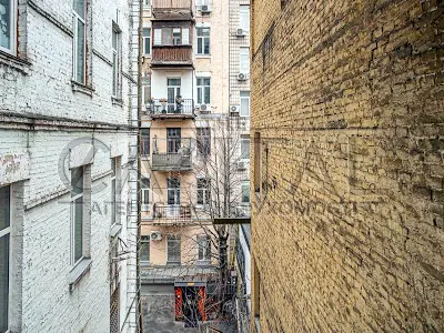 квартира по адресу Саксаганского ул., 131-А
