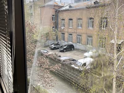 квартира за адресою Шота Руставелі вул., 26