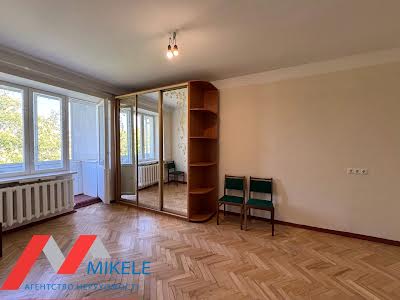 квартира за адресою Єреванська вул., 27