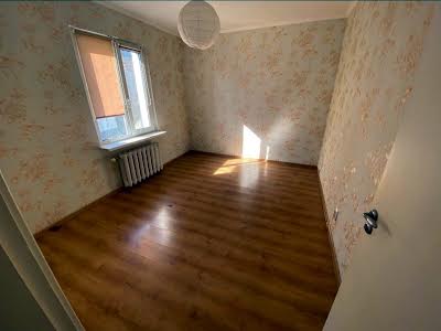 квартира по адресу Драгоманова ул., 1-Б