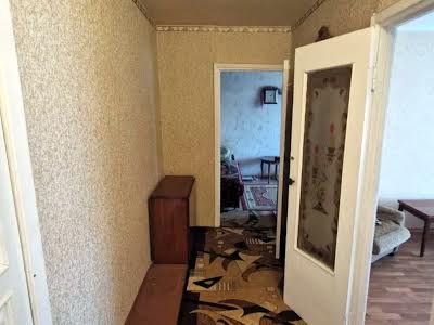 квартира за адресою Романа Ратушного вул. (Волгоградська), 14