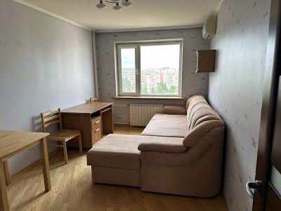 квартира по адресу Героев Днепра ул., 38-Е