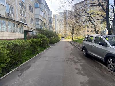 квартира за адресою Алішера Навої просп., 86