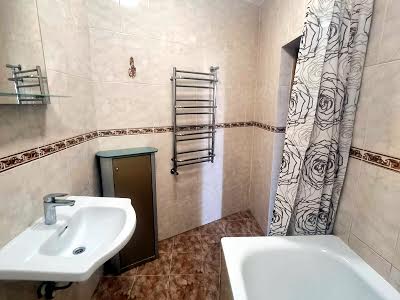 квартира за адресою Срібнокільська вул., 1