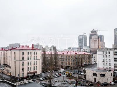 квартира по адресу Василия Тютюнника ул. (Анрі Барбюса), 37/1